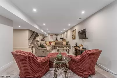 16 Sparrowhawk St, Washington Township, NJ 07882 - Photo 25