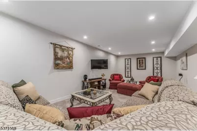 16 Sparrowhawk St, Washington Township, NJ 07882 - Photo 27