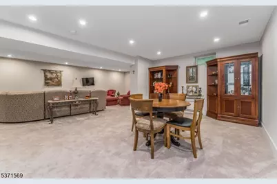 16 Sparrowhawk St, Washington Township, NJ 07882 - Photo 23