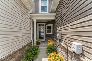 16 Sparrowhawk St, Washington Township, NJ 07882 - Photo 31