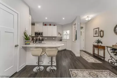 16 Sparrowhawk St, Washington Township, NJ 07882 - Photo 5