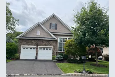 72 Patriots Way, Franklin Township, NJ 08873 - Photo 1