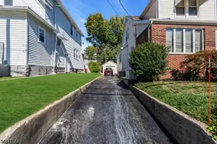 288 Harrison St, Nutley, NJ 07110 - Photo 35
