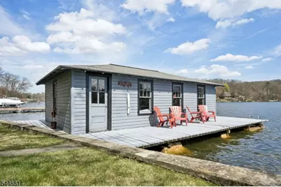 213 Hudson Ave, Hopatcong, NJ 07843 - Photo 9