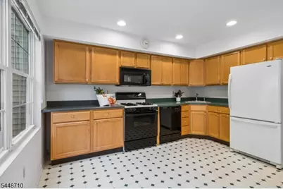9 Paula Way Ondo, Berkeley Heights Township, NJ 07922 - Photo 11