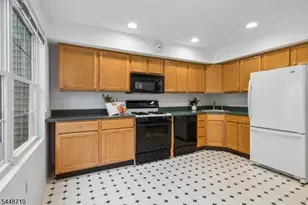 9 Paula Way Ondo, Berkeley Heights Township, NJ 07922 - Photo 11