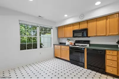 9 Paula Way Ondo, Berkeley Heights Township, NJ 07922 - Photo 13