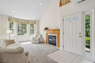 9 Paula Way Ondo, Berkeley Heights Township, NJ 07922 - Photo 5