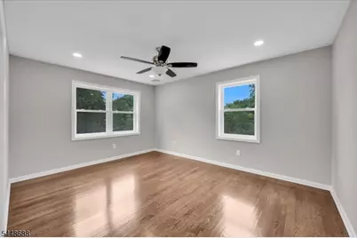 126 12th St, Franklin Township, NJ 08873 - Photo 35