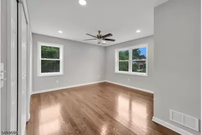 126 12th St, Franklin Township, NJ 08873 - Photo 37