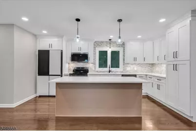 126 12th St, Franklin Township, NJ 08873 - Photo 11