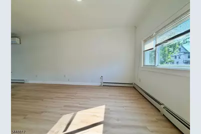 36 Augusta St, Irvington, NJ 07111 - Photo 3