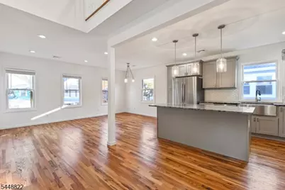 43 Howe Ave #2, Montclair, NJ 07042 - Photo 3