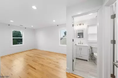 2549 Audrey Ter, Union Township, NJ 07083 - Photo 17