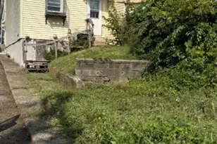 12 Brainard St, Phillipsburg, NJ 08865 - Photo 3
