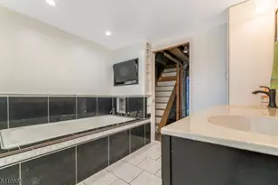 12 Brainard St, Phillipsburg, NJ 08865 - Photo 11