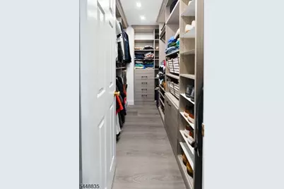 25 Holly St, Jersey City, NJ 07305 - Photo 17
