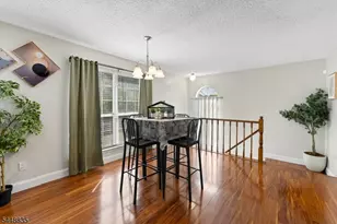 25 Holly St, Jersey City, NJ 07305 - Photo 3