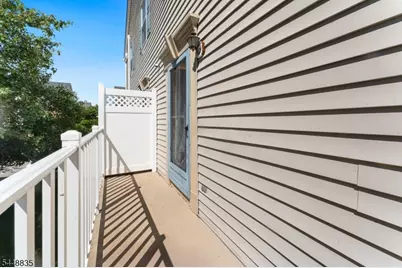 25 Holly St, Jersey City, NJ 07305 - Photo 9