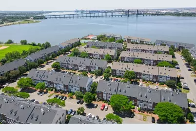 25 Holly St, Jersey City, NJ 07305 - Photo 27