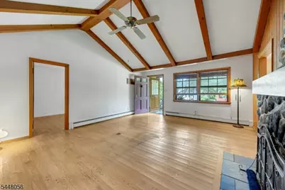 51 Laurel Dr, Wayne, NJ 07470 - Photo 7