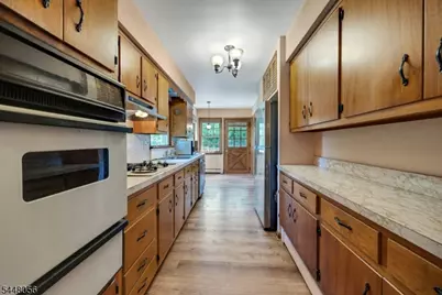51 Laurel Dr, Wayne, NJ 07470 - Photo 19