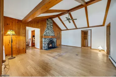 51 Laurel Dr, Wayne, NJ 07470 - Photo 11