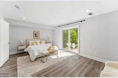 19 Riverbend Ct, New Providence, NJ 07974 - Photo 11