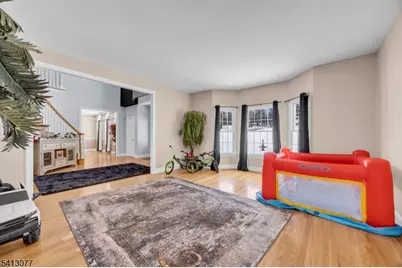 201 Sidney Rd, Franklin Township, NJ 08867 - Photo 5