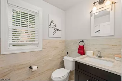 322 McGuire Pl, Perth Amboy, NJ 08861 - Photo 13