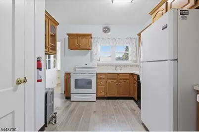 79 W Johnston St, Washington Boro, NJ 07882 - Photo 13