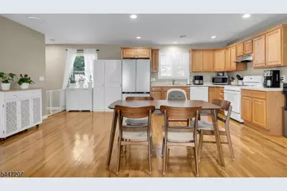 25 Gillette Rd, Long Hill Township, NJ 07933 - Photo 7