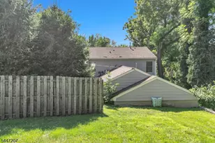25 Gillette Rd, Long Hill Township, NJ 07933 - Photo 37