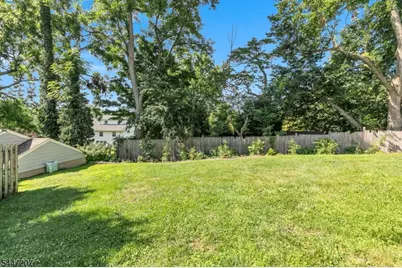 25 Gillette Rd, Long Hill Township, NJ 07933 - Photo 35