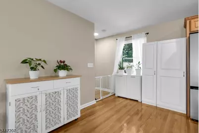 25 Gillette Rd, Long Hill Township, NJ 07933 - Photo 5