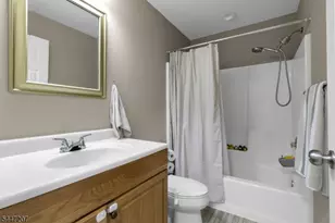 25 Gillette Rd, Long Hill Township, NJ 07933 - Photo 21