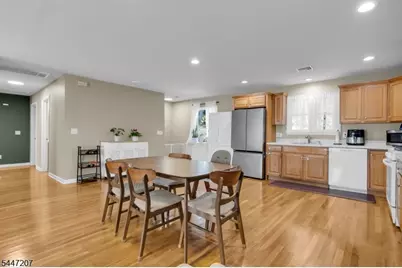 25 Gillette Rd, Long Hill Township, NJ 07933 - Photo 9