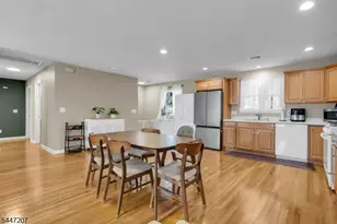 25 Gillette Rd, Long Hill Township, NJ 07933 - Photo 9