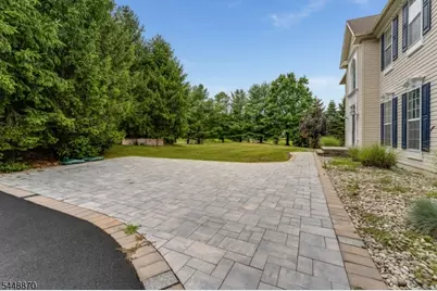 209 Kuhl Rd, Raritan Township, NJ 08822 - Photo 3