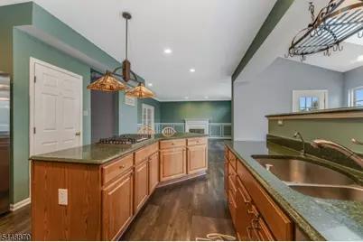 209 Kuhl Rd, Raritan Township, NJ 08822 - Photo 11