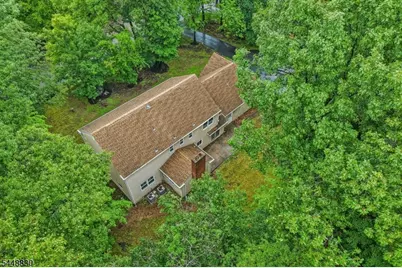 12 Apache Rd, Wayne, NJ 07470 - Photo 41