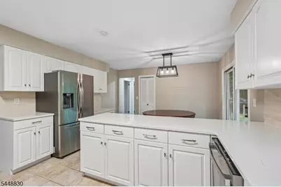 12 Apache Rd, Wayne, NJ 07470 - Photo 17