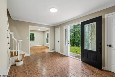 12 Apache Rd, Wayne, NJ 07470 - Photo 5