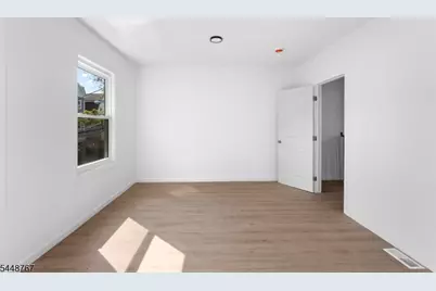 43 Cortland St, Newark, NJ 07105 - Photo 17