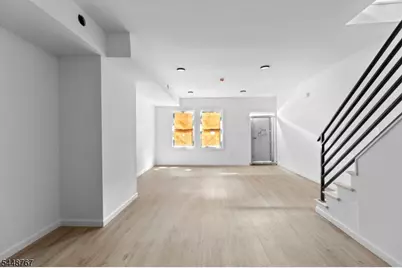 43 Cortland St, Newark, NJ 07105 - Photo 7