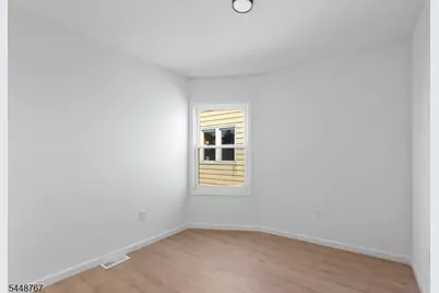 43 Cortland St, Newark, NJ 07105 - Photo 11