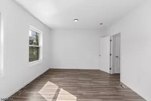 43 5 Cortland St, Newark, NJ 07105 - Photo 21