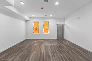 43 5 Cortland St, Newark, NJ 07105 - Photo 9