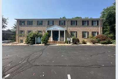 667 Shunpike Rd, Chatham Township, NJ 07935 - Photo 1