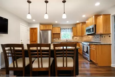 4 Blue Grass Dr, Ewing Township, NJ 08638 - Photo 5